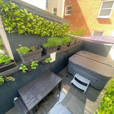 3 The View Apartments Ilfracombe - Hot Tub, Parking, Lift, Ev Eksteriør billede