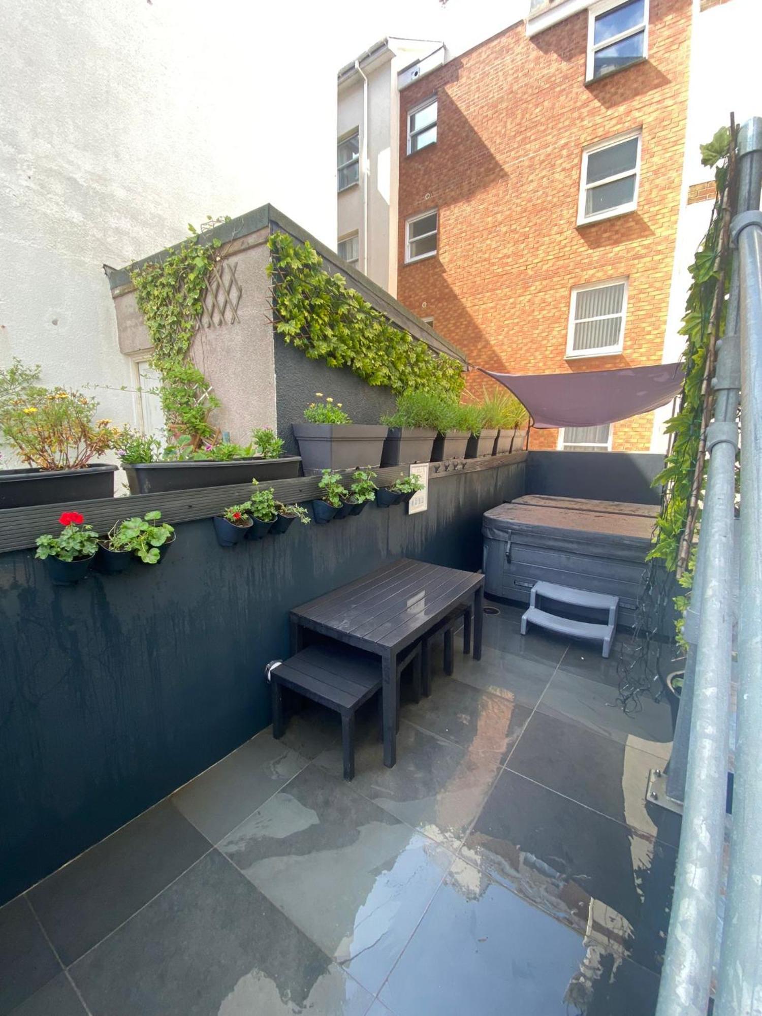 3 The View Apartments Ilfracombe - Hot Tub, Parking, Lift, Ev Eksteriør billede