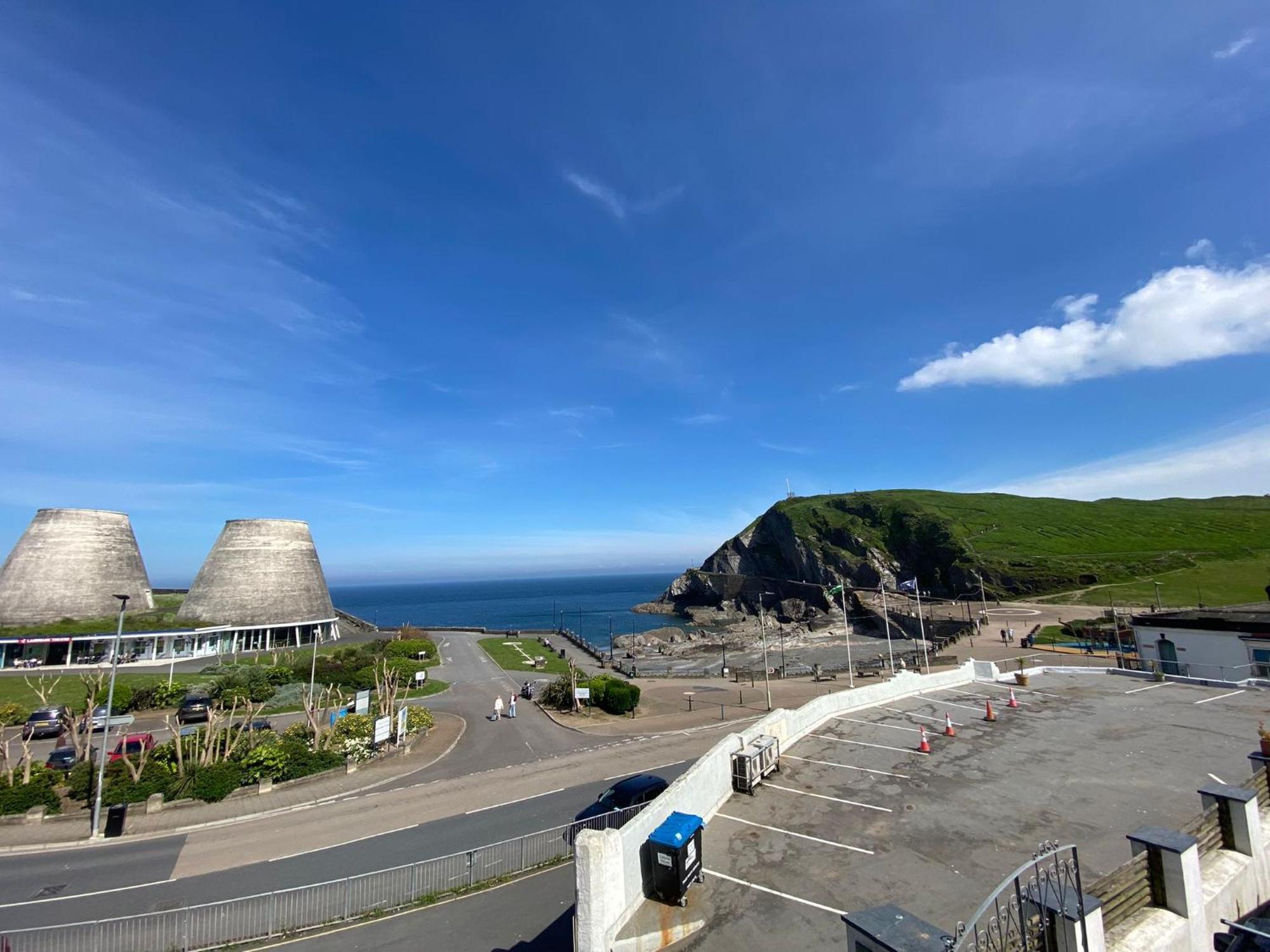 3 The View Apartments Ilfracombe - Hot Tub, Parking, Lift, Ev Eksteriør billede