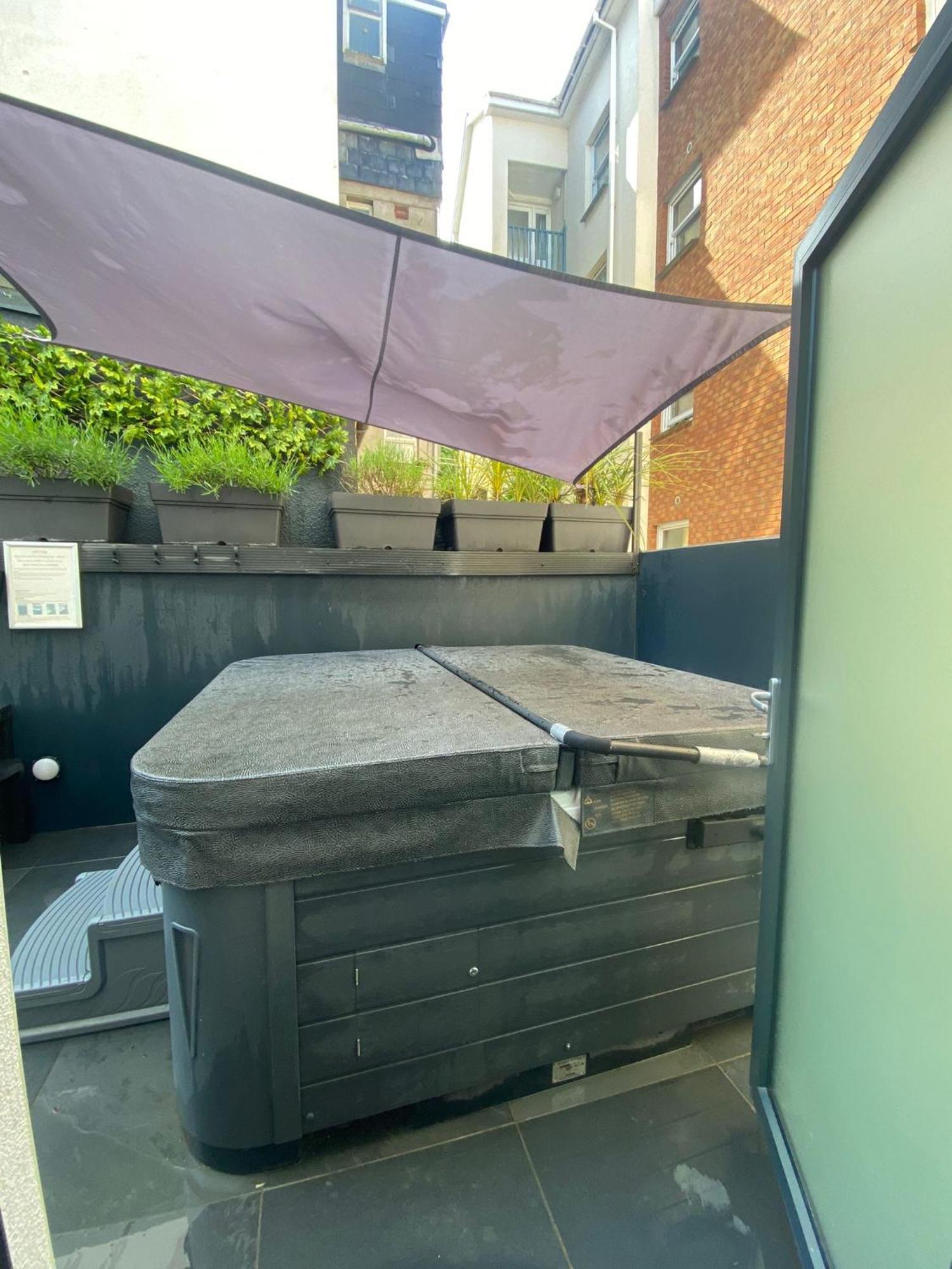 3 The View Apartments Ilfracombe - Hot Tub, Parking, Lift, Ev Eksteriør billede