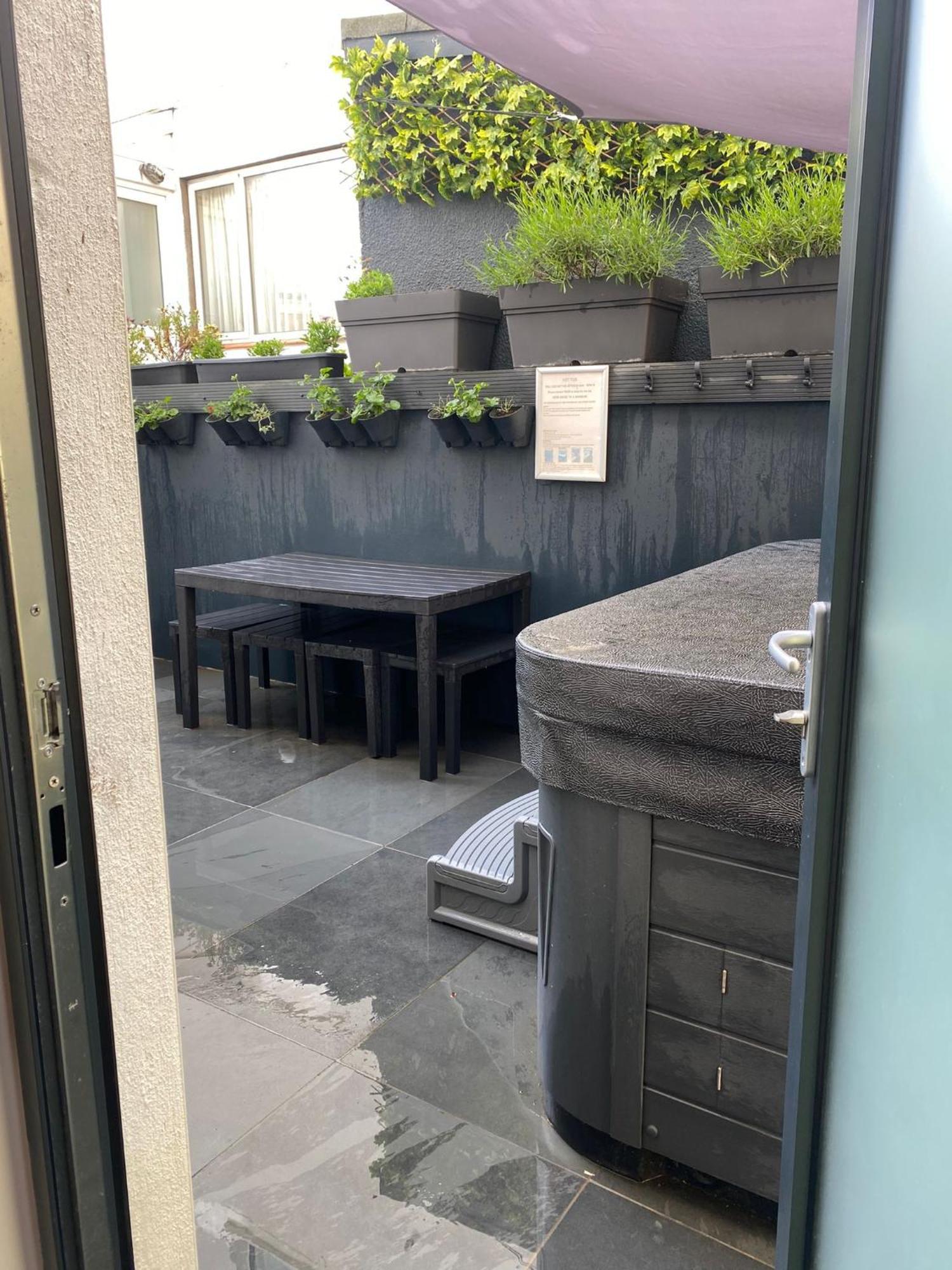 3 The View Apartments Ilfracombe - Hot Tub, Parking, Lift, Ev Eksteriør billede