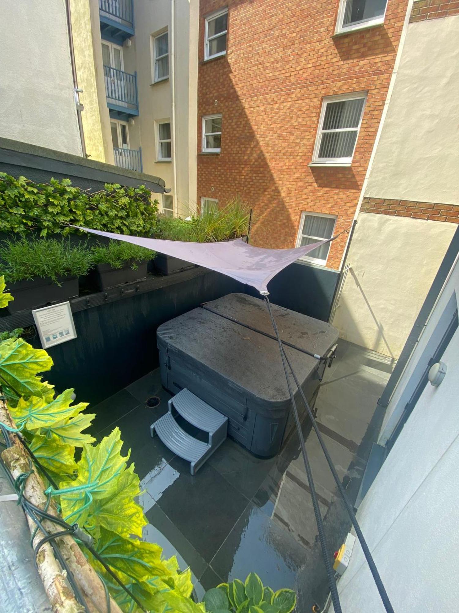 3 The View Apartments Ilfracombe - Hot Tub, Parking, Lift, Ev Eksteriør billede