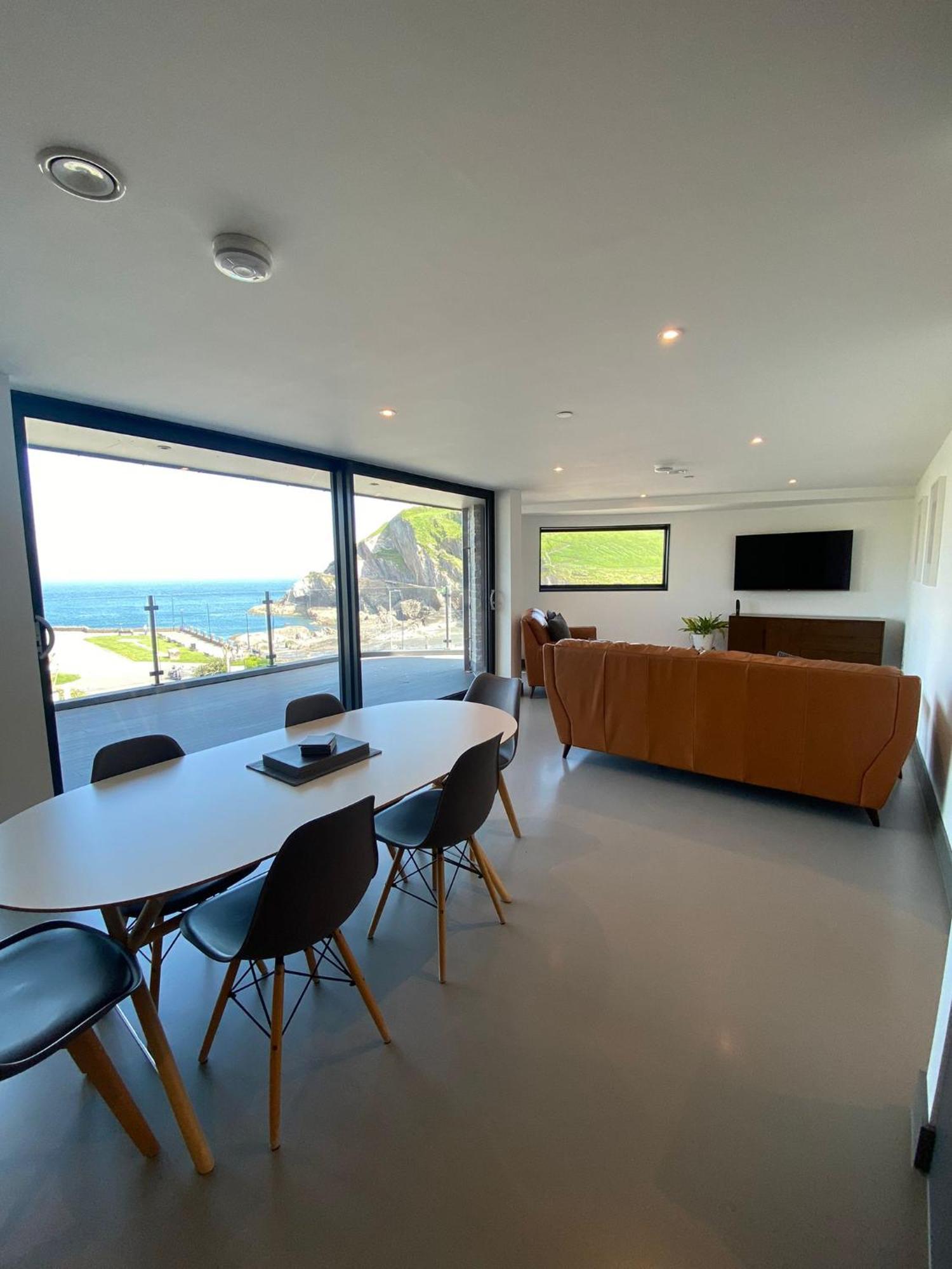 3 The View Apartments Ilfracombe - Hot Tub, Parking, Lift, Ev Eksteriør billede