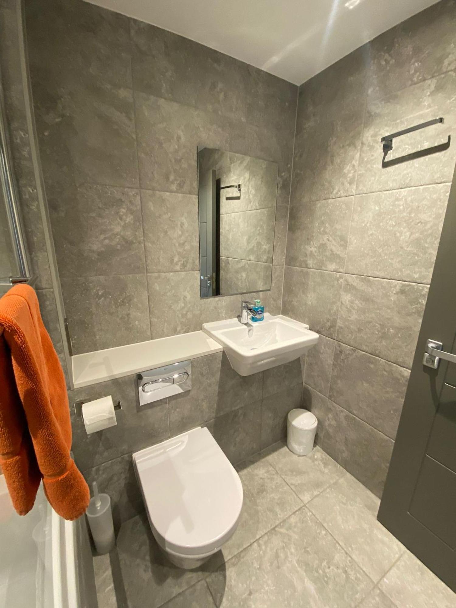 3 The View Apartments Ilfracombe - Hot Tub, Parking, Lift, Ev Eksteriør billede