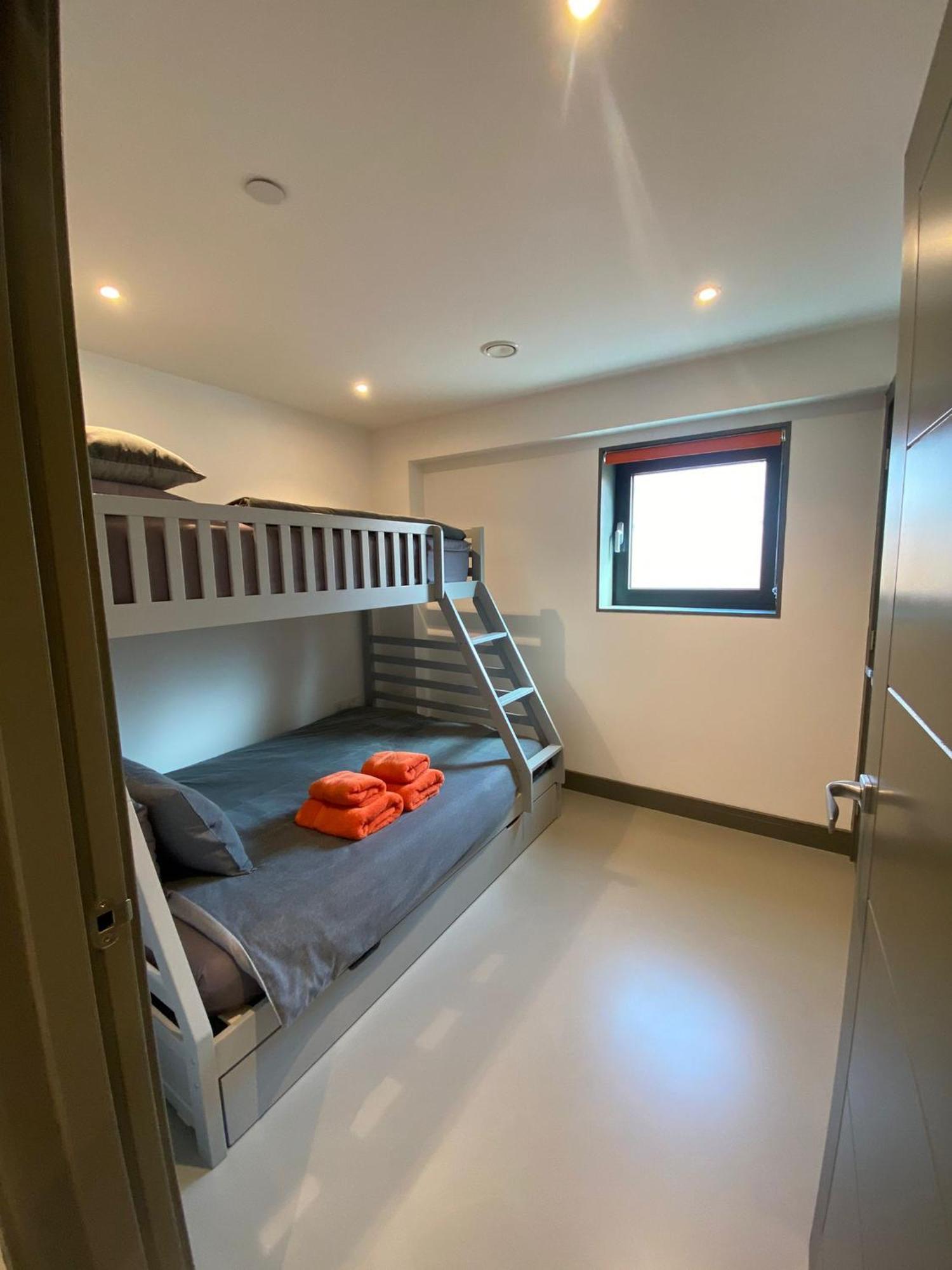 3 The View Apartments Ilfracombe - Hot Tub, Parking, Lift, Ev Eksteriør billede
