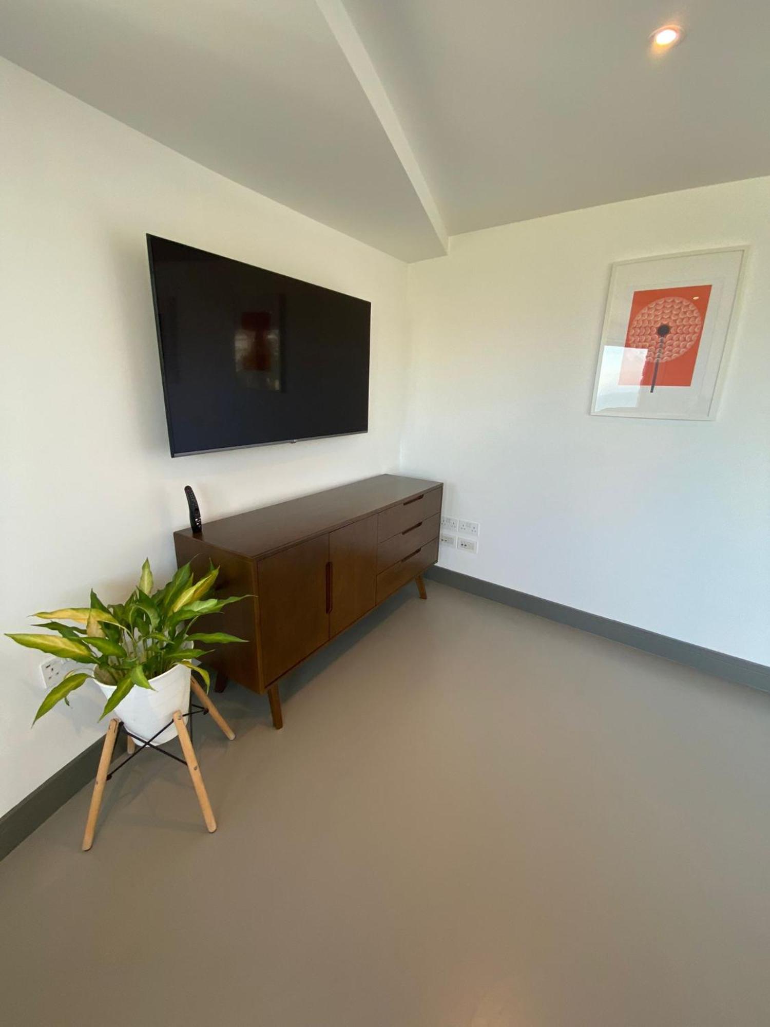 3 The View Apartments Ilfracombe - Hot Tub, Parking, Lift, Ev Eksteriør billede