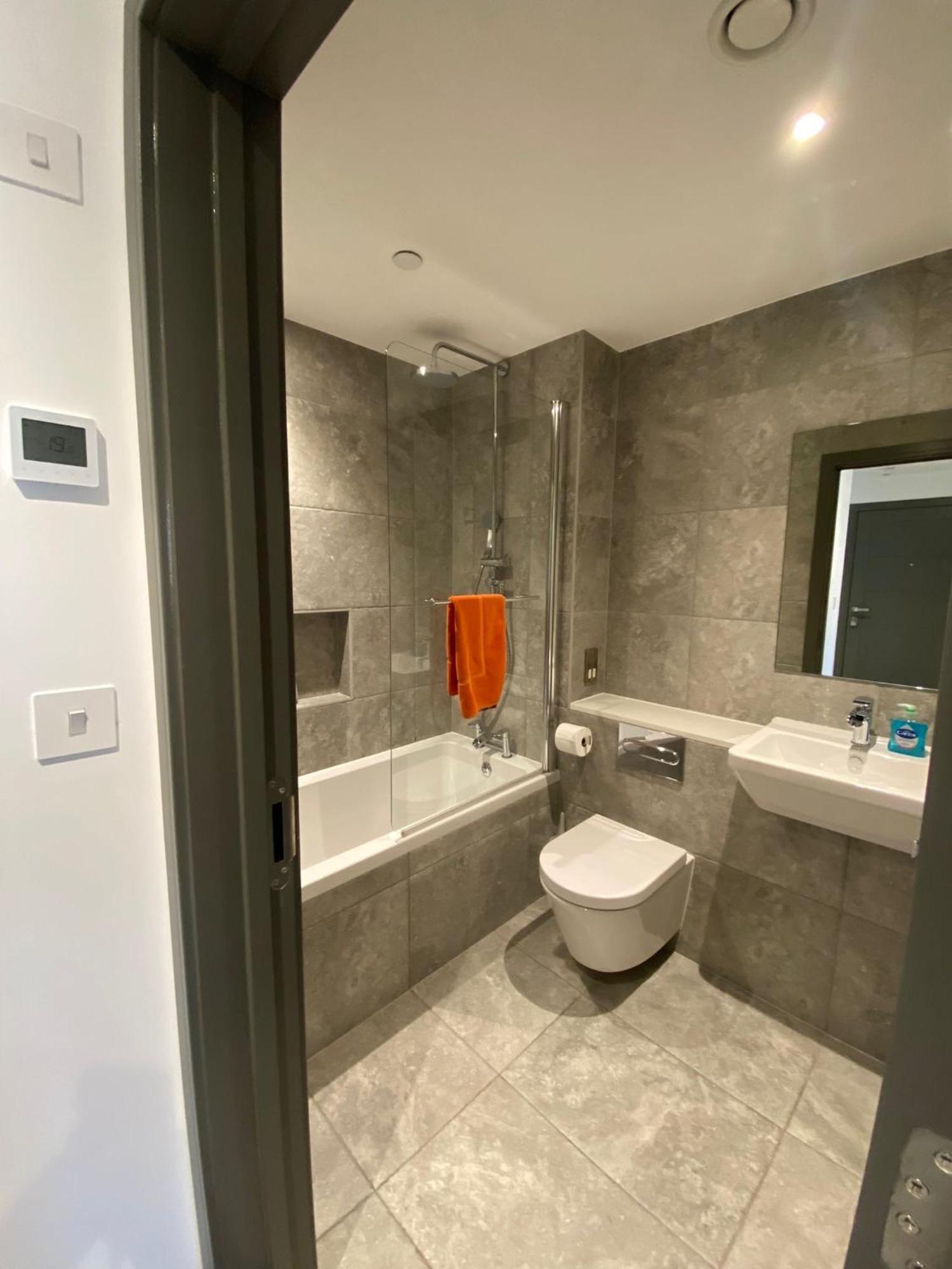 3 The View Apartments Ilfracombe - Hot Tub, Parking, Lift, Ev Eksteriør billede
